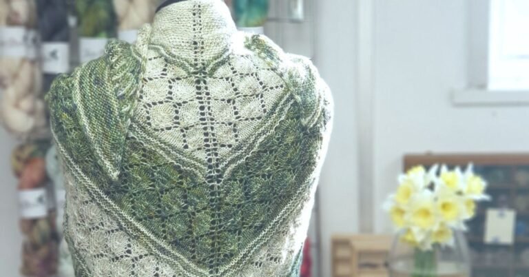 What is single ply yarn and when should you use it?